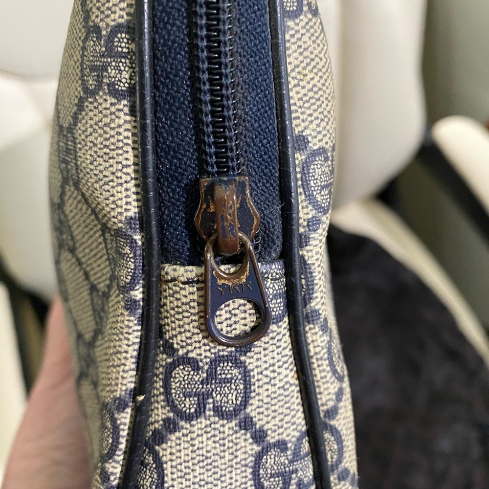 Vintage Gucci cosmetic clutch bag - Picture 11 of 11